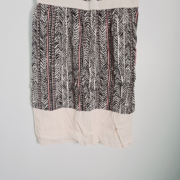 Loft Rayon Black Beige Tribal Pattern Sleeveless Mini Dress Size 00P - Picture 5 of 8